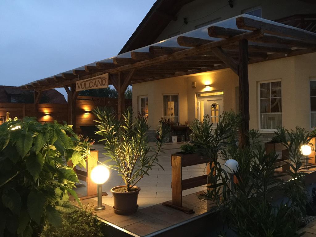 Vulcano Vendégház Mesteri Exterior foto